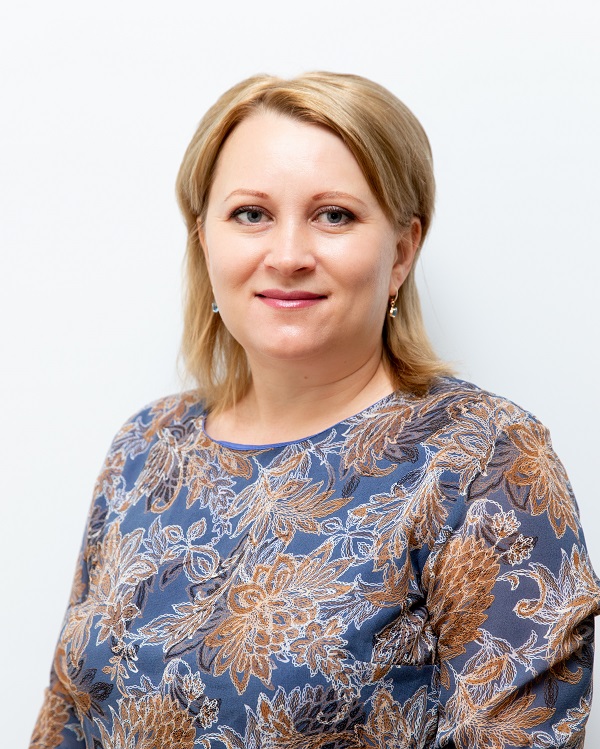 Саблина Елена Николаевна.